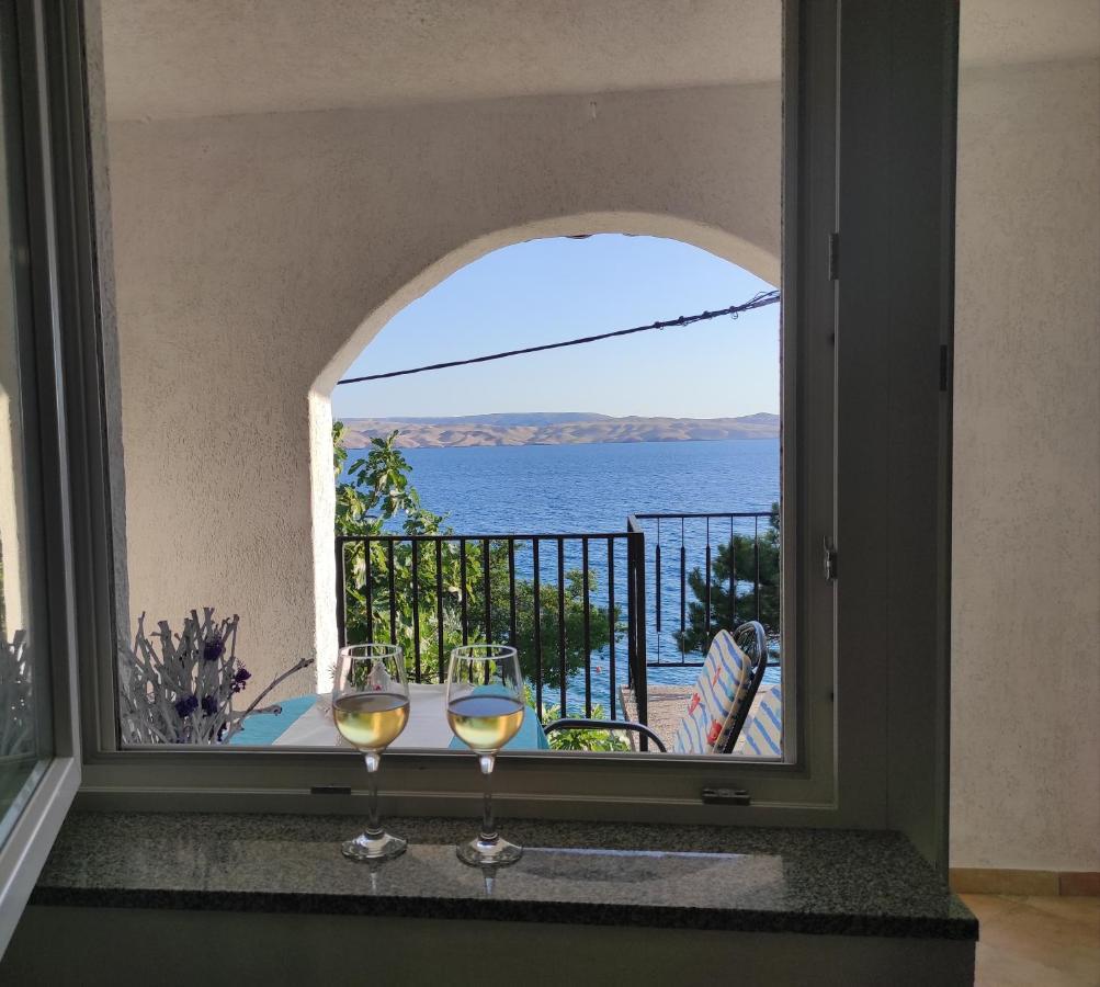 Appartement Romantic Sonja, Beachfront *
