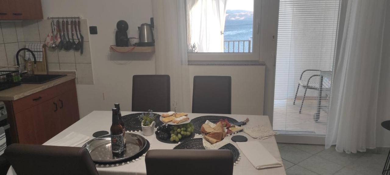 Appartement Romantic Sonja, Beachfront